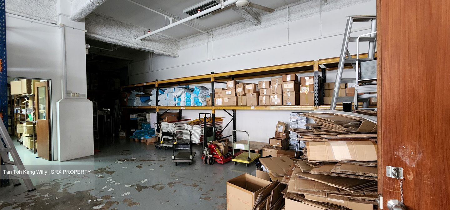 Henderson Industrial Park (D3), Warehouse #639044251